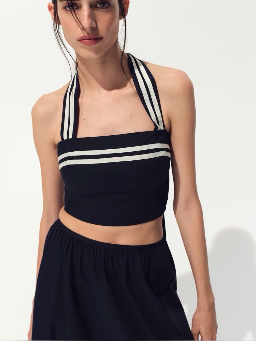 H&M Navy Blue & White Halter neck Cropped Top Size Large NWT